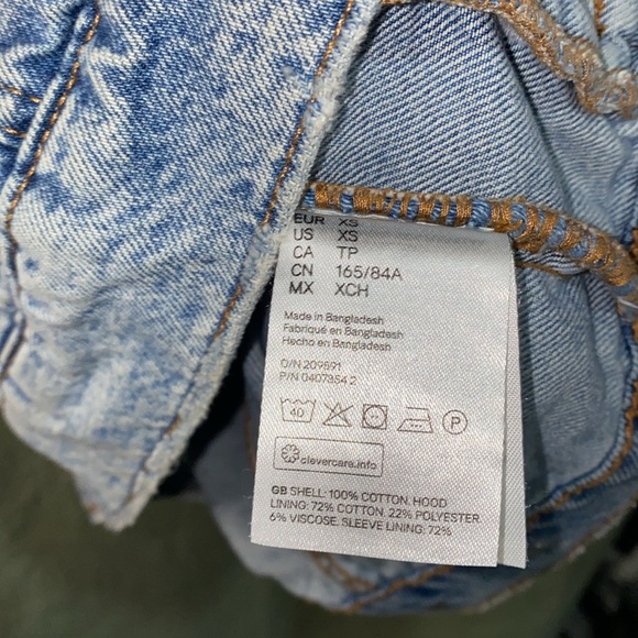 DIVIDED Denim/Sweatshirt Jacket, Women’s, Pockets, Casual, Good Condition, Used. - Picture 4 of 5